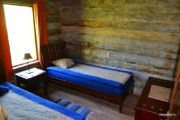 Отдельная спальная комната с двумя кроватями. Double bed