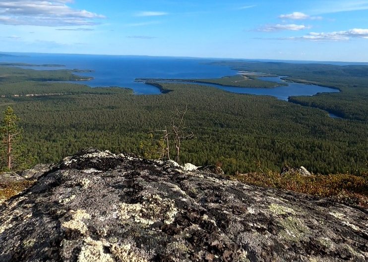 Гора в Карелии
